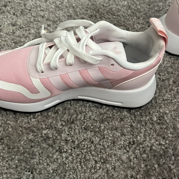 These shoes are fantastic if you have a daughter - Picture 3 of 5